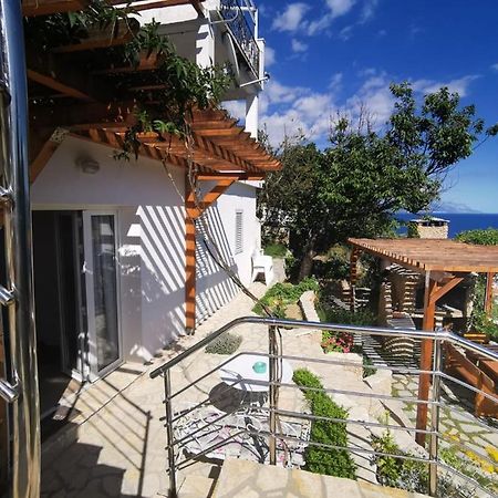 Apartments By The Sea Mimice, Omis - 14230 Luaran gambar
