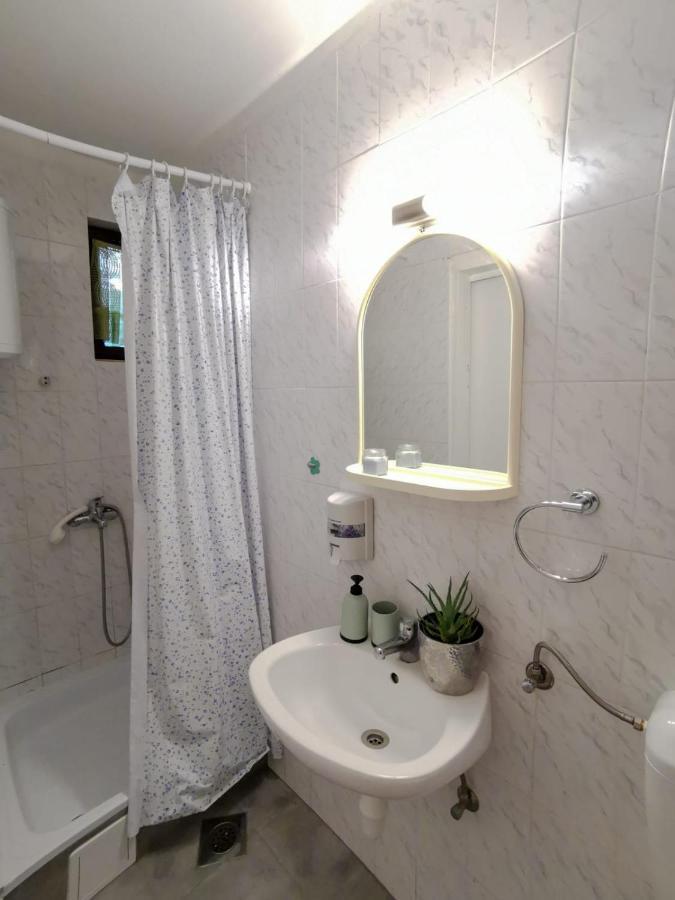 Apartments By The Sea Mimice, Omis - 14230 Luaran gambar