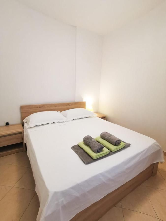 Apartments By The Sea Mimice, Omis - 14230 Luaran gambar