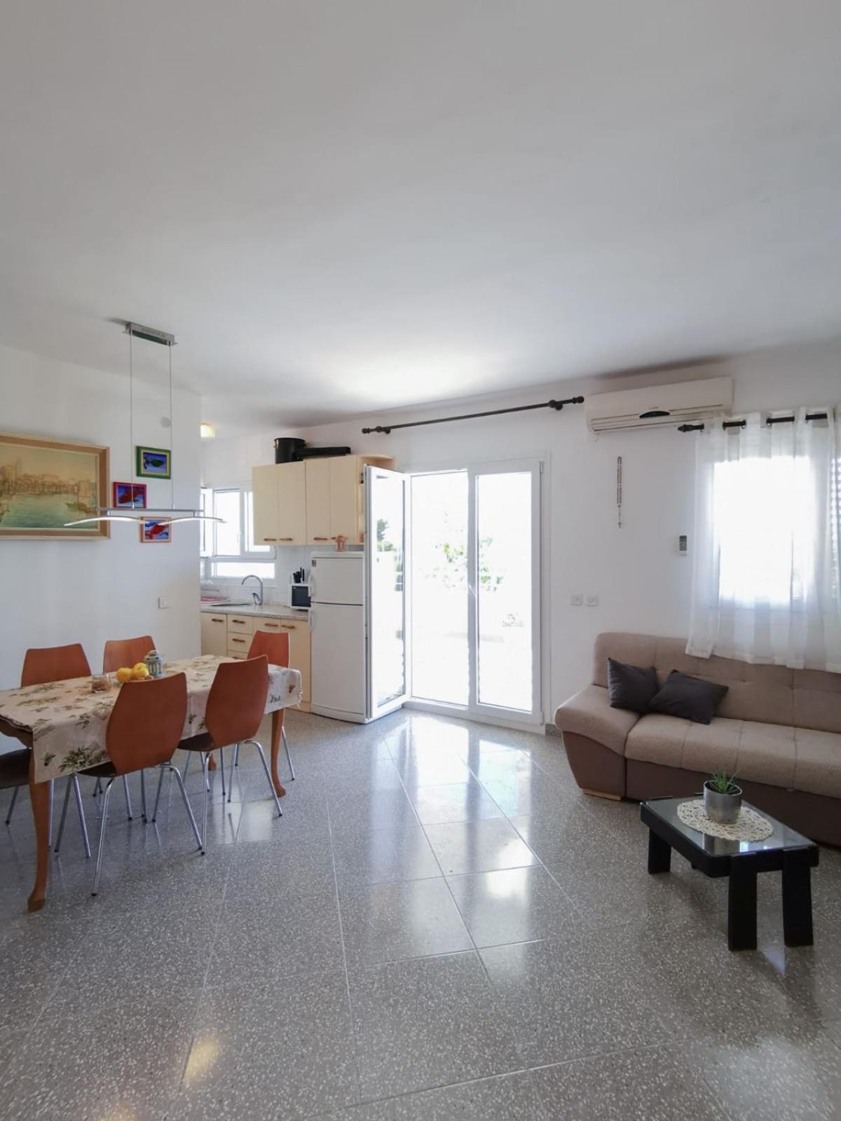 Apartments By The Sea Mimice, Omis - 14230 Bilik gambar